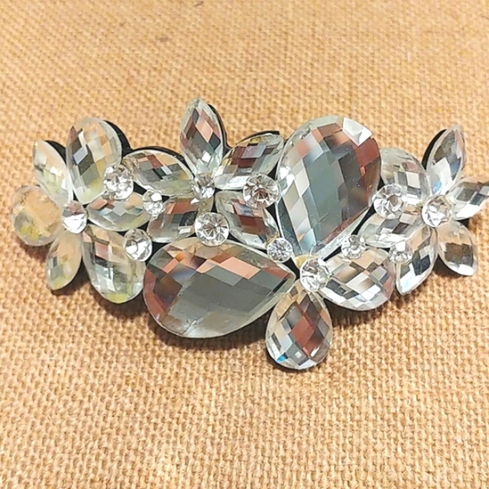 Chunky clear crystals hair clip NWT - Bridal,prom